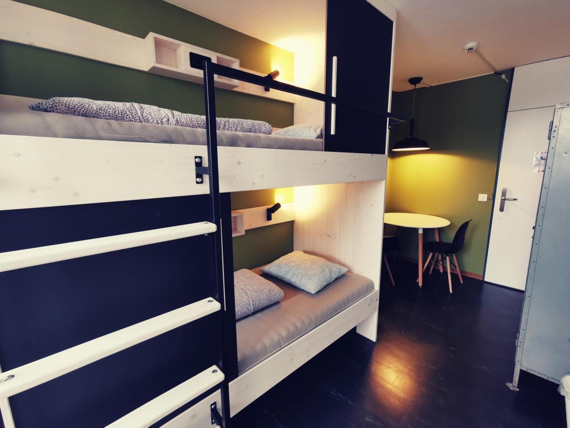 Single Bed 2-Bed Female Dormitory Room,1559714554:JPEG